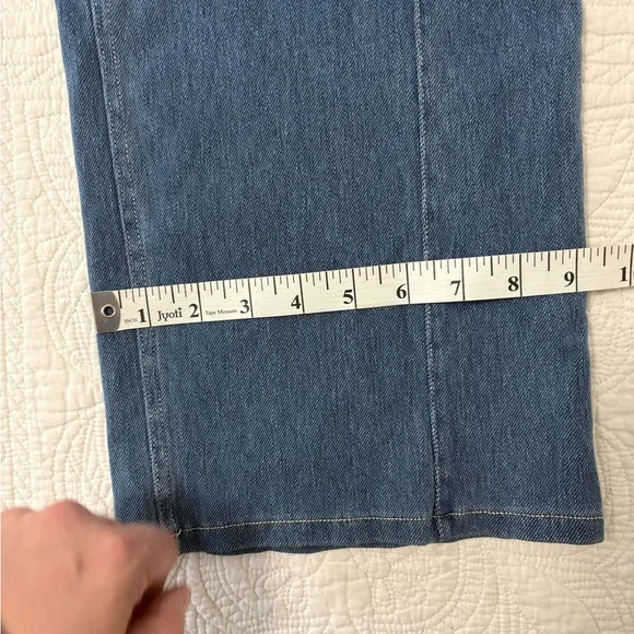 HALARA High Rise Blue Jeans with Button Detail - Picture 7 of 8